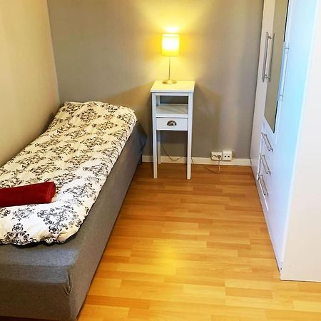 Newly Renovated Basement Apartment Sarpsborg Exterior photo